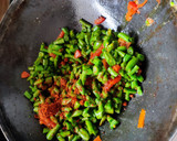 A picture of step 3 of String Beans bhaji.