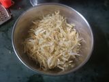 वांग्याचे भरीत सुक्का गोलमा टाकून (Vangyache Bharit Sukka Golma Recipe In Marathi)