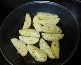 Foto del paso 4 de la receta Hígado a la plancha con papas salteadas y salteado de verduras