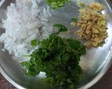 A picture of step 2 of Dal stuffed paratha.