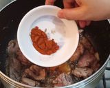 A picture of step 3 of Special Aloo Gosht.