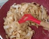 Gambar langkah 5 resipi Kuey Teow Ladna.