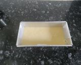 A picture of step 6 of Chocochips vanilla tea cake.