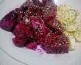 Foto langkah ke 3 dari resep Dragon fruit mix banana chia seed.