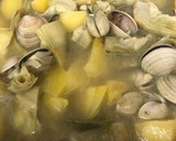 Foto del paso 4 de la receta: 347. Alcachofas con patatas y almejas (principal pescado)