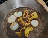 Foto langkah ke 3 dari resep 569. Semur Tahu Telur Khas Betawi.