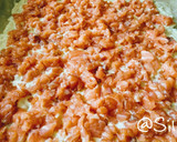Foto del paso 6 de la receta: 13.🥮Empanada de salmón, cebolla, huevo y surimi