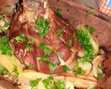 Ünnepi egészben sült csülök recept fázis 2 fotója