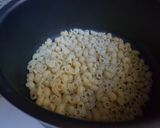 Foto del paso 1 de la receta: Coditos en wok