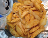 Foto del paso 4 de la receta: Dorada asada al horno con patatas sabrosas