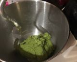 Foto langkah ke 2 dari resep Bomboloni Pandan.
