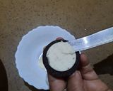 A picture of step 1 of Oreo lava cake.