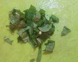 Foto del paso 5 de la receta: [RÁPIDO] Brusquetas con Pan Francés y Albahaca