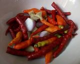 Foto langkah ke 1 dari resep Sambal Bawang Endusss.