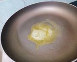 A picture of step 3 of Thai Banana Egg Pancake (Roti Kluai Khai).