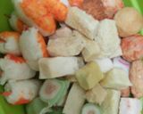 Foto langkah ke 1 dari resep Steamboat kuah Tomyam Simple.