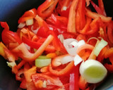 Foto del paso 2 de la receta: Crema de pimientos rojos