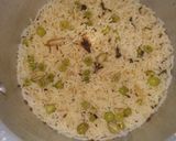 A picture of step 3 of Peas Pulao.