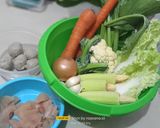 Foto langkah ke 1 dari resep Capcay kuah ala Solaria 🥰 (simple dan enak).