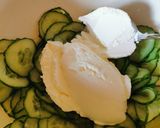 Tejfölös uborkasaláta recept fázis 1 fotója