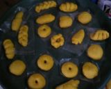 Foto langkah ke 5 dari resep Donat salju pelangi.