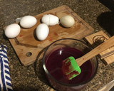 Foto del paso 3 de la receta: Pascuas: Huevos marmolados con crema de roquefort
