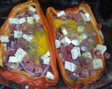 Foto del paso 3 de la receta: Pimiento con huevo al horno