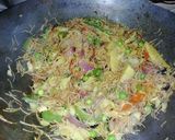A picture of step 6 of Namkeen sevaiyaan.