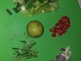 Sarden asam dengan lokio dan kacang panjang