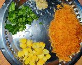 A picture of step 2 of Mixed veg paratha.