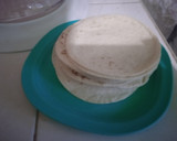 Foto del paso 2 de la receta: Lasaña de tortillas