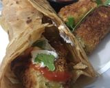 A picture of step 5 of Cutlets Paratha Roll.