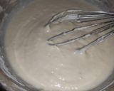 A picture of step 2 of Malai white choco crepe cake.