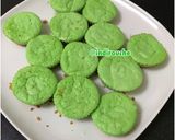 Foto langkah ke 6 dari resep Keto Pandan Cheesecake Muffins.
