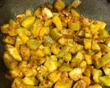 A picture of step 3 of Bottle gourd tomato curry.
