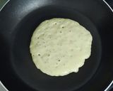 Foto langkah ke 3 dari resep Banana pluffy pancake.
