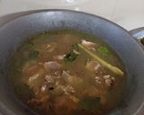 Foto langkah ke 3 dari resep Pindang tulang sayuran.