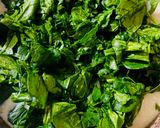 Foto del paso 5 de la receta: ESPINACAS MUY CREMOSAS 🍵🥬🍵🥬🍵(PARA SALSEAR PASTAS O COMO ACOMPAÑAMIENTO) 🍵🥬🧈🧀🍶🍵