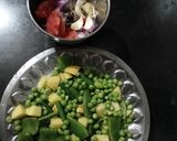 A picture of step 2 of Flat beans and potato curry.