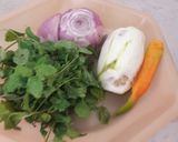 A picture of step 1 of Pudina aur chibud chutney.