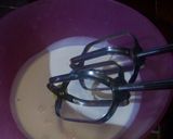 Foto langkah ke 4 dari resep Classic Italian Tiramisu.