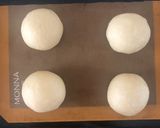 Foto langkah ke 2 dari resep Korean cream cheese and garlic bread.