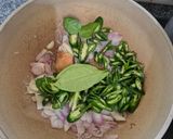 Foto langkah ke 2 dari resep Jangan Tempe Lombok Ijo (Sayur Tempe Cabe Ijo).