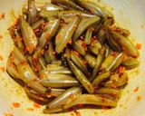 Hình bước làm 2 của món Cá "Mạ" kho rim