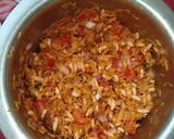 A picture of step 5 of Bhel puri.