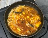 Foto langkah ke 3 dari resep Sarden Telur Orak-Arik.
