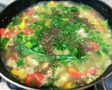 A picture of step 5 of Gravy chowmein.