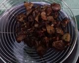 Foto langkah ke 2 dari resep Sambal Goreng Kentang Ati Ampela.
