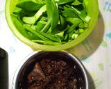 Foto langkah ke 1 dari resep Pokcoy Tumis Jamur Kuping.