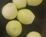 Foto del paso 1 de la receta: Ensalada de cebollas